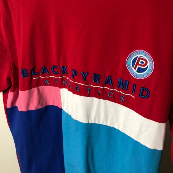 Black Pyramid Athletics T Shirt - Picture 2 of 6